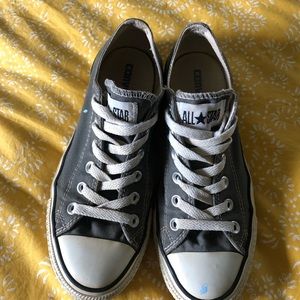 Converse Grey low tops